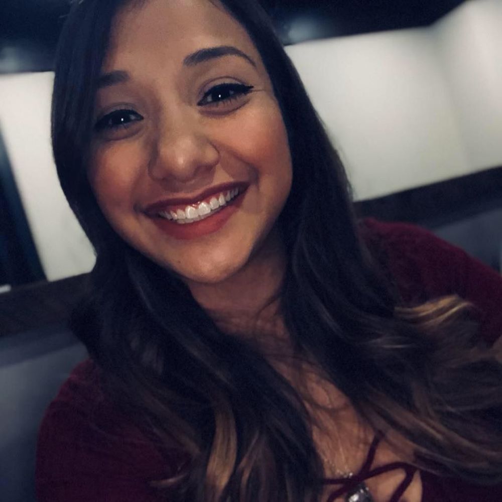 Meet your Posher, Elizabeth